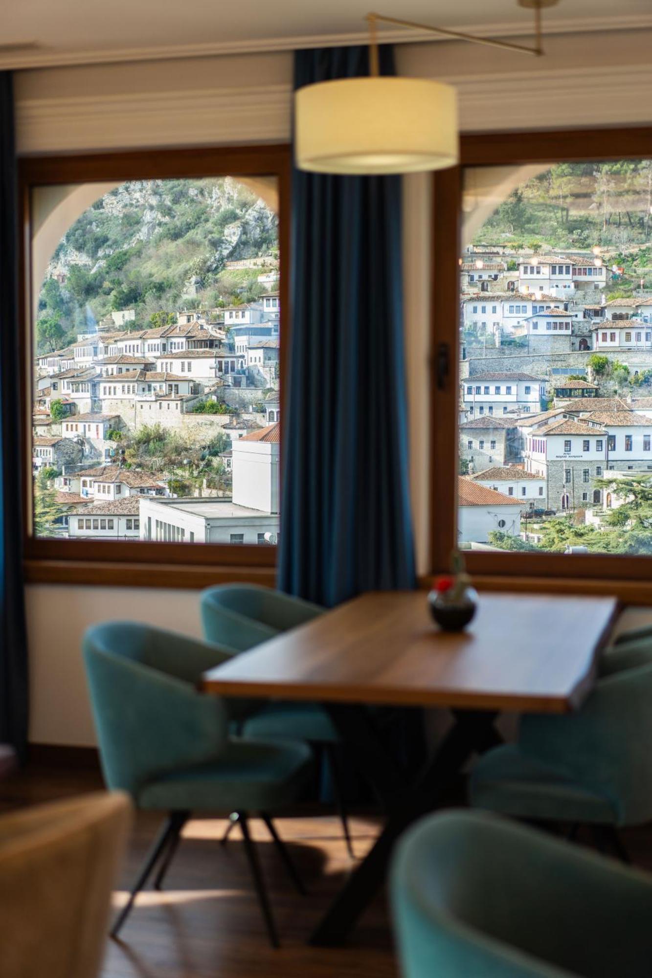 Merko Hotel Berat Exterior photo
